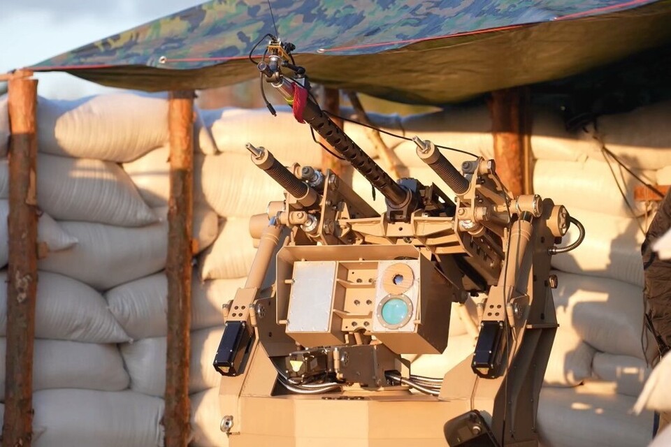 İngiltere, Ukrayna'ya 600 milyon sterlinlik hava savunma paketi kapsamında Rus dronlarını vurabilecek otomatik taretler ve füzeler gönderiyor