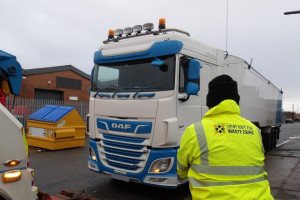 Lancashire'da büyük çaplı çöp dökme olaylarıyla bağlantılı tutuklama