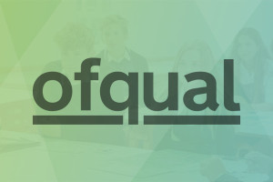 Ofqual, Pearson'a binlerce öğrenciyi etkileyen kural ihlalleri için 2 milyon sterlin ceza kesti