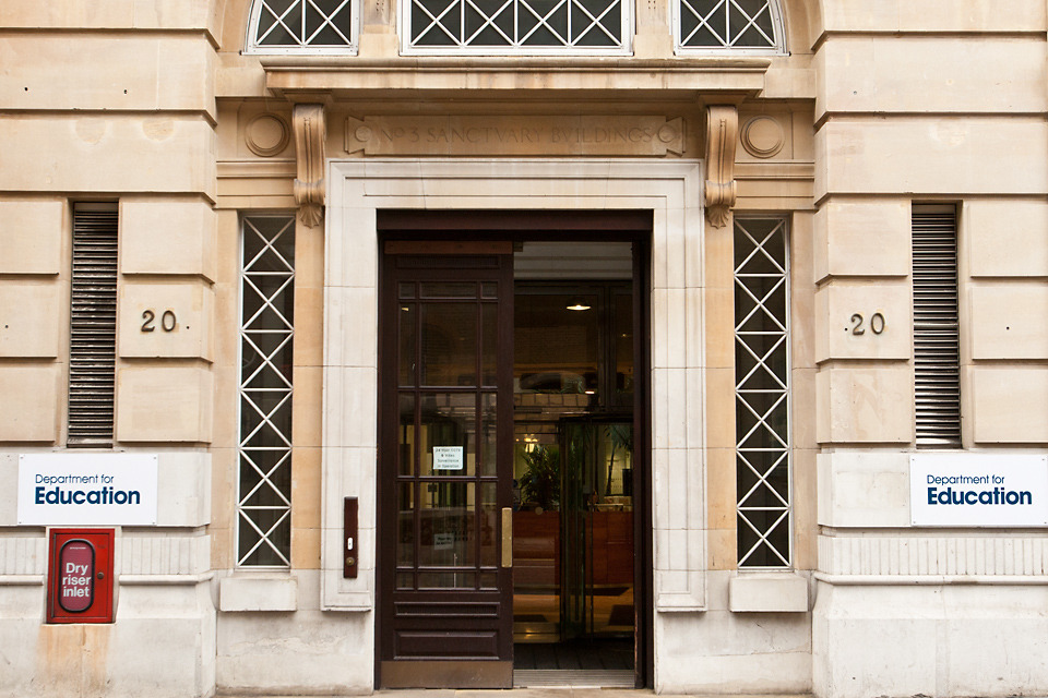 Premier Lig ve Edebiyat Dünyasından İsimler Ulusal Okuma Yılı'nı Destekliyor