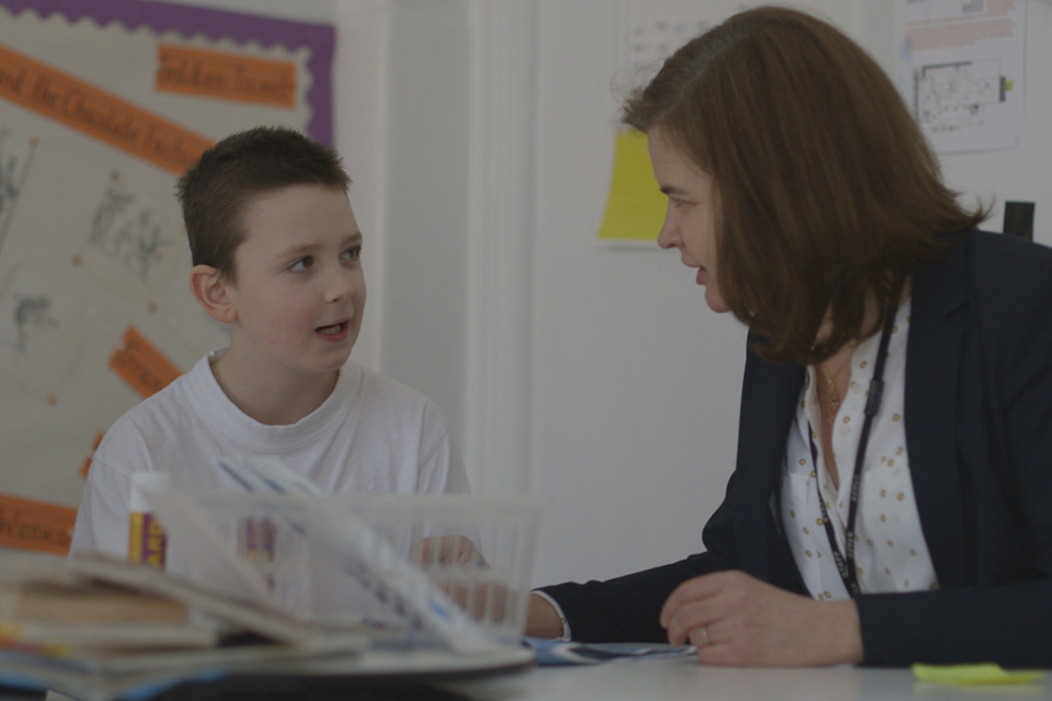 200 Milyon Sterlinlik Tarihi SEND Öğretmen Eğitimi Programı