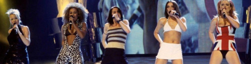 Spice Girls’ kostümleri ve BRIT Ödülü kupası Barbican Kütüphanesi’ndeki kutlama sergisinde