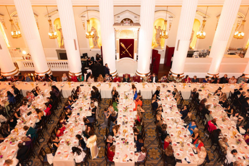 Lady Mayor, Mansion House'daki akşam yemeğinde kadın liderleri onurlandırdı