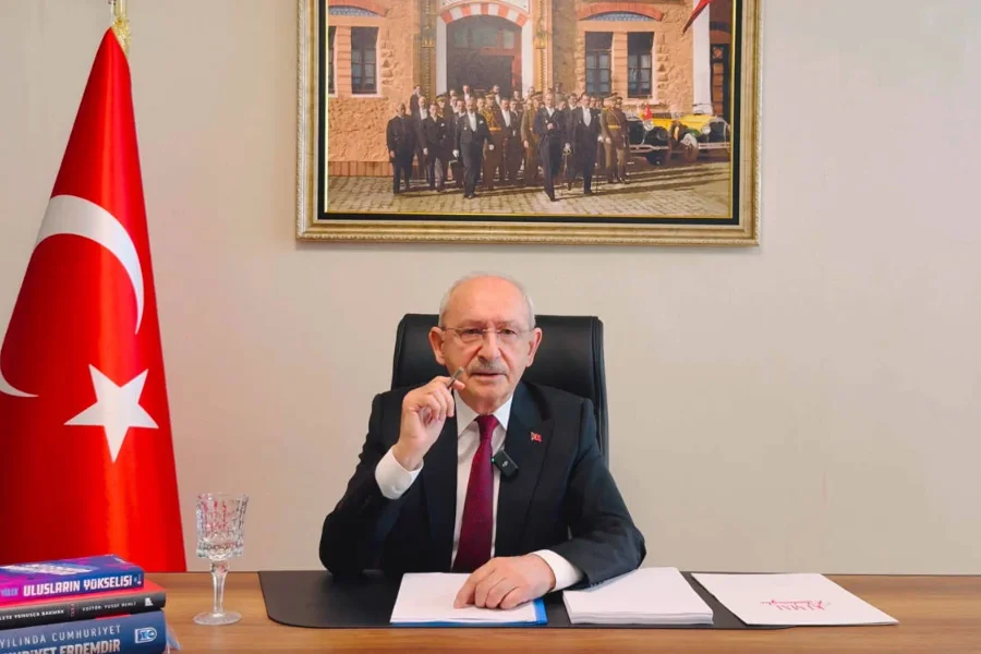 CHP'de Kurultay Depremi: Göreve Dönen Kılıçdaroğlu’ndan İlk Hamle Geldi! 3 ismi gorevden aldı