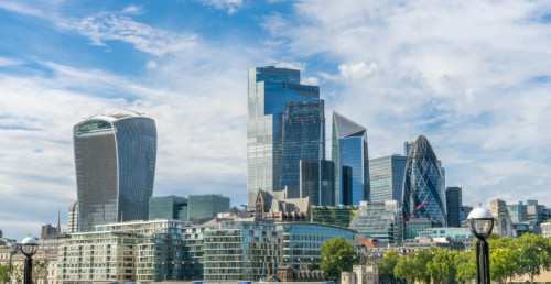 Londra Belediye Başkanı, Londra'yı Küresel Çapta Tanıtmak ve Dezenformasyonla Mücadele Etmek İçin İngiliz İş Dünyasını Harekete Geçiriyor