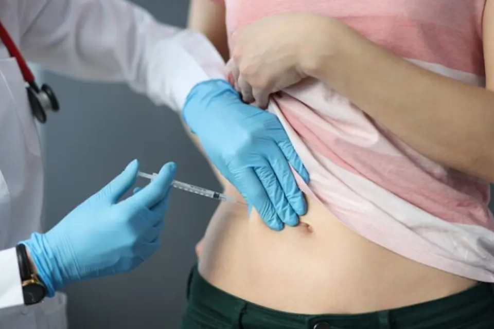 İlaç Düzenleyicisi, Yalnızca Obezite Hastaları İçin Semaglutide (Wegovy) Dozunu Haftada 7.2mg'a Kadar Onayladı