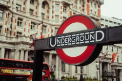 Londra Ulaşım Şirketi'nin Bilgisayar Ağına Sızan Siber Suçlular Mahkum Oldu